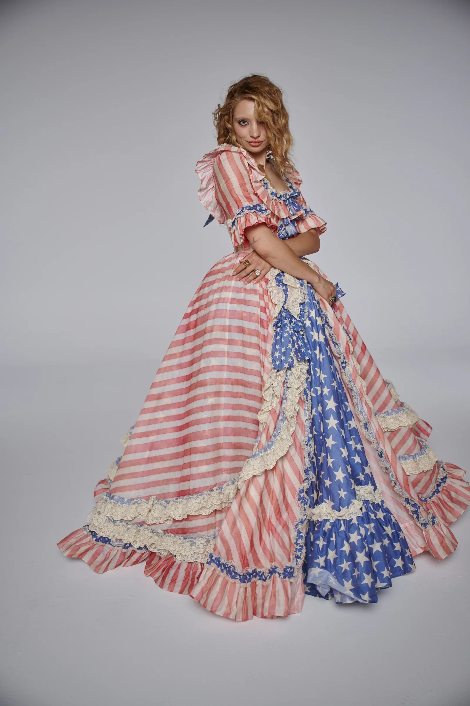 The American Woman Antoinette Gown - Image 12