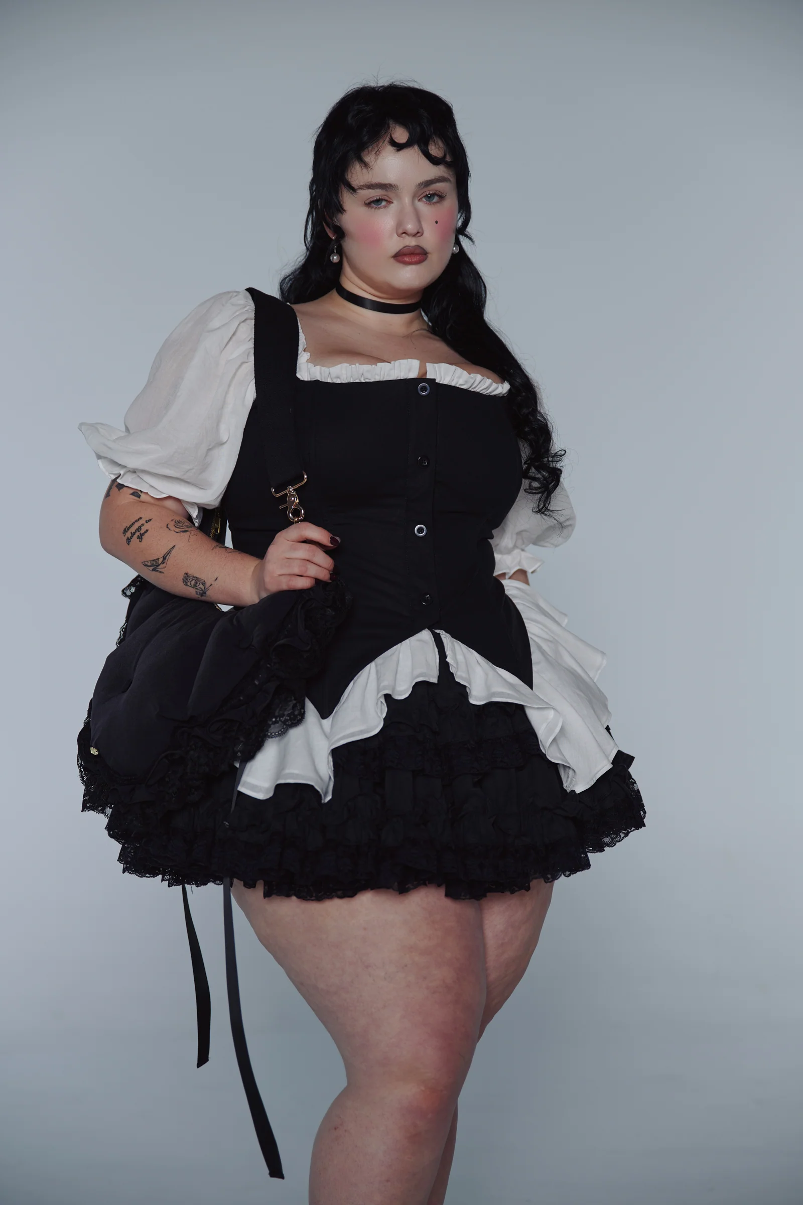 The Caviar Bum Roll Bag - Image 16