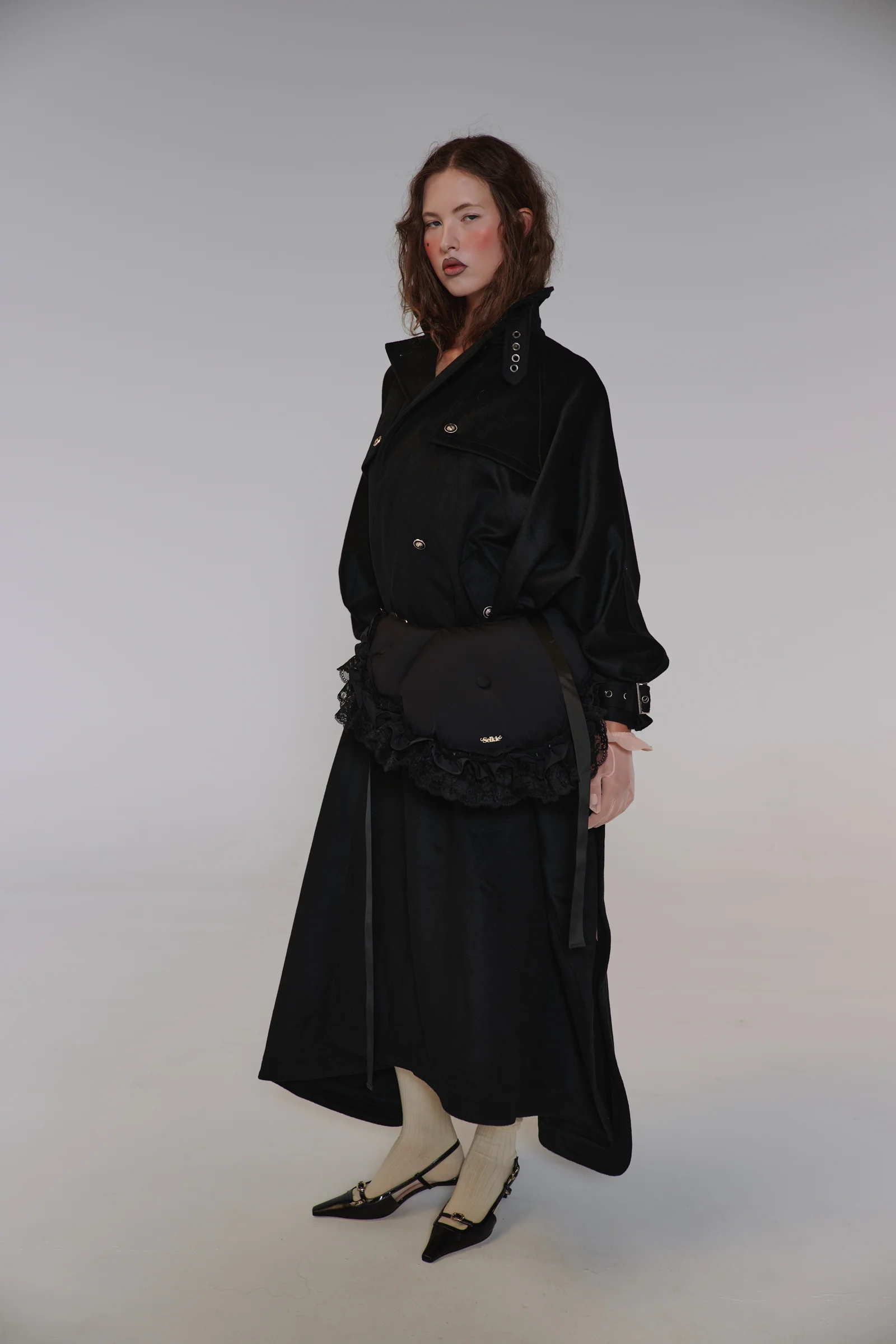 The Caviar Bum Roll Bag - Image 35