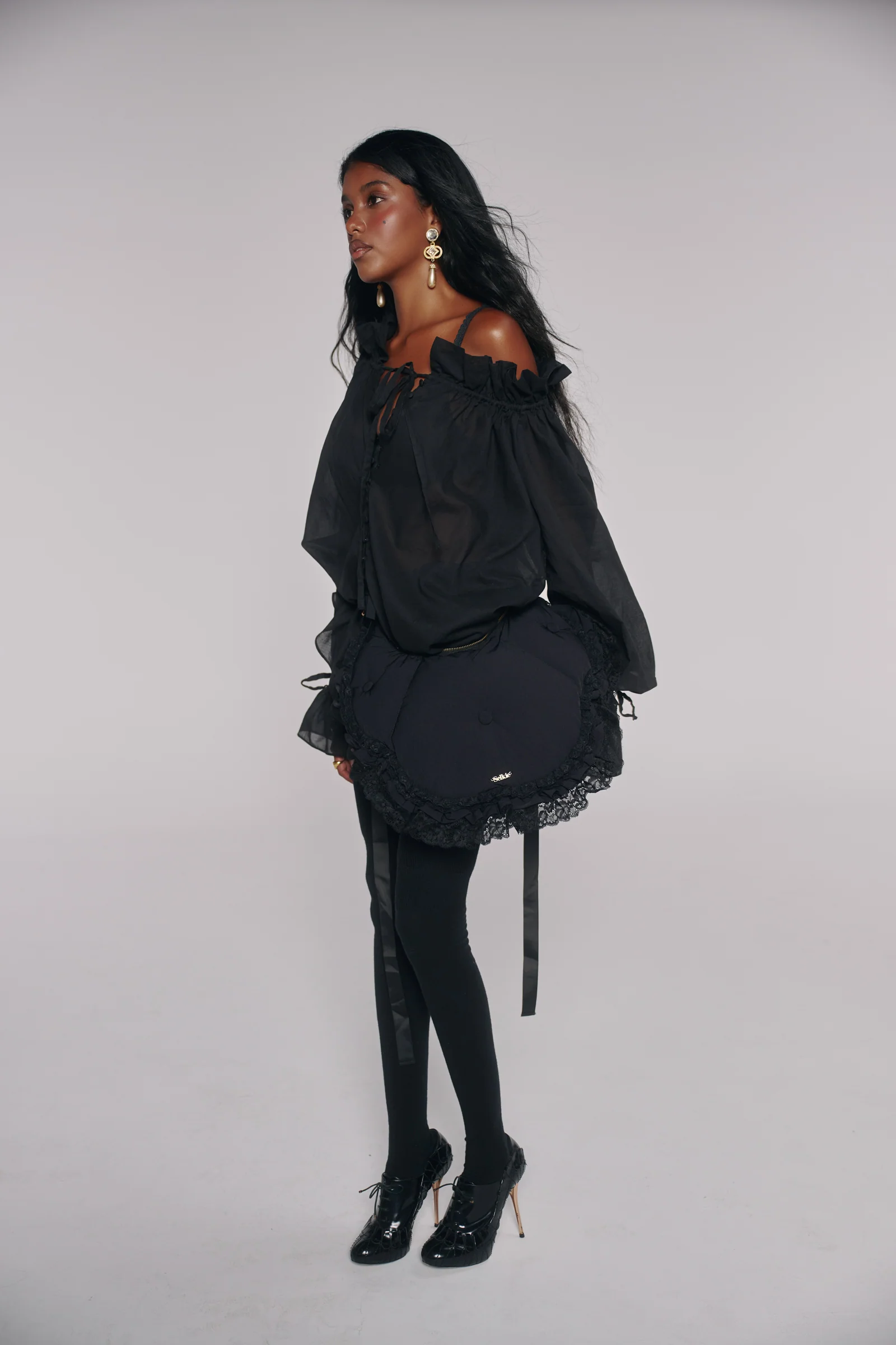 The Caviar Bum Roll Bag - Image 4