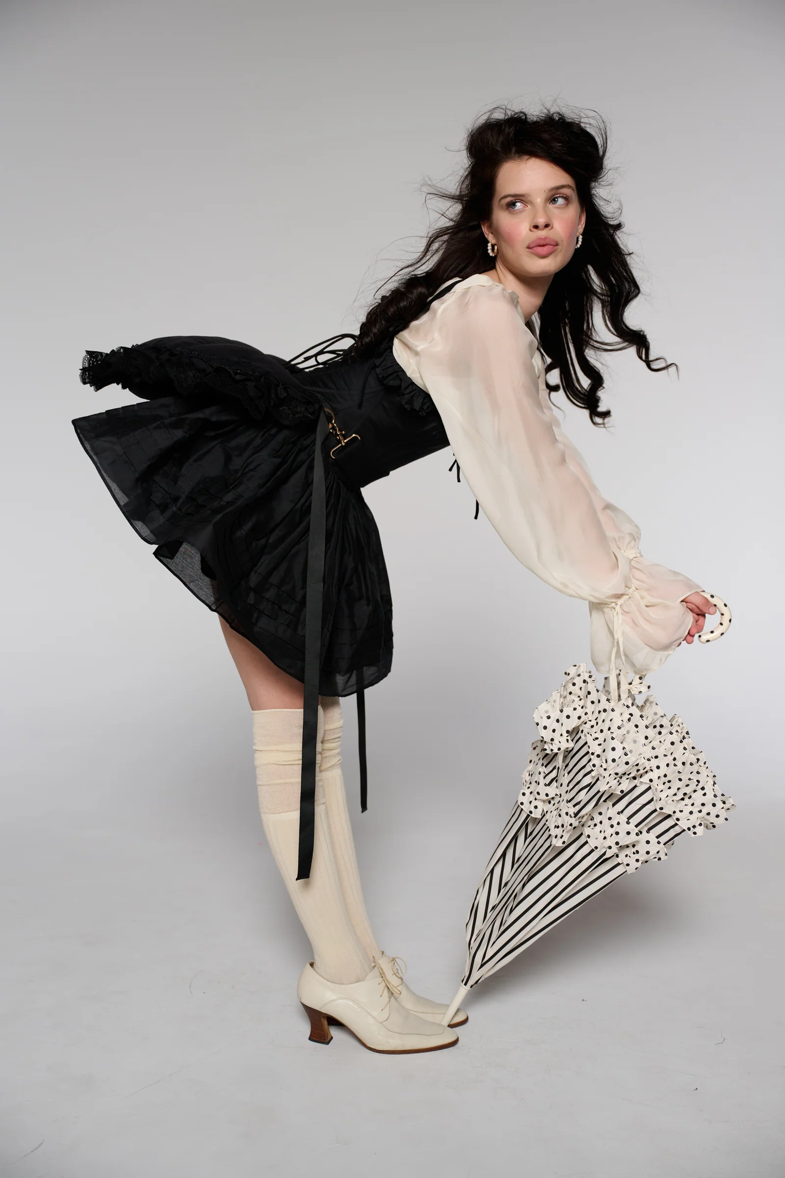 The Caviar Bum Roll Bag - Image 48