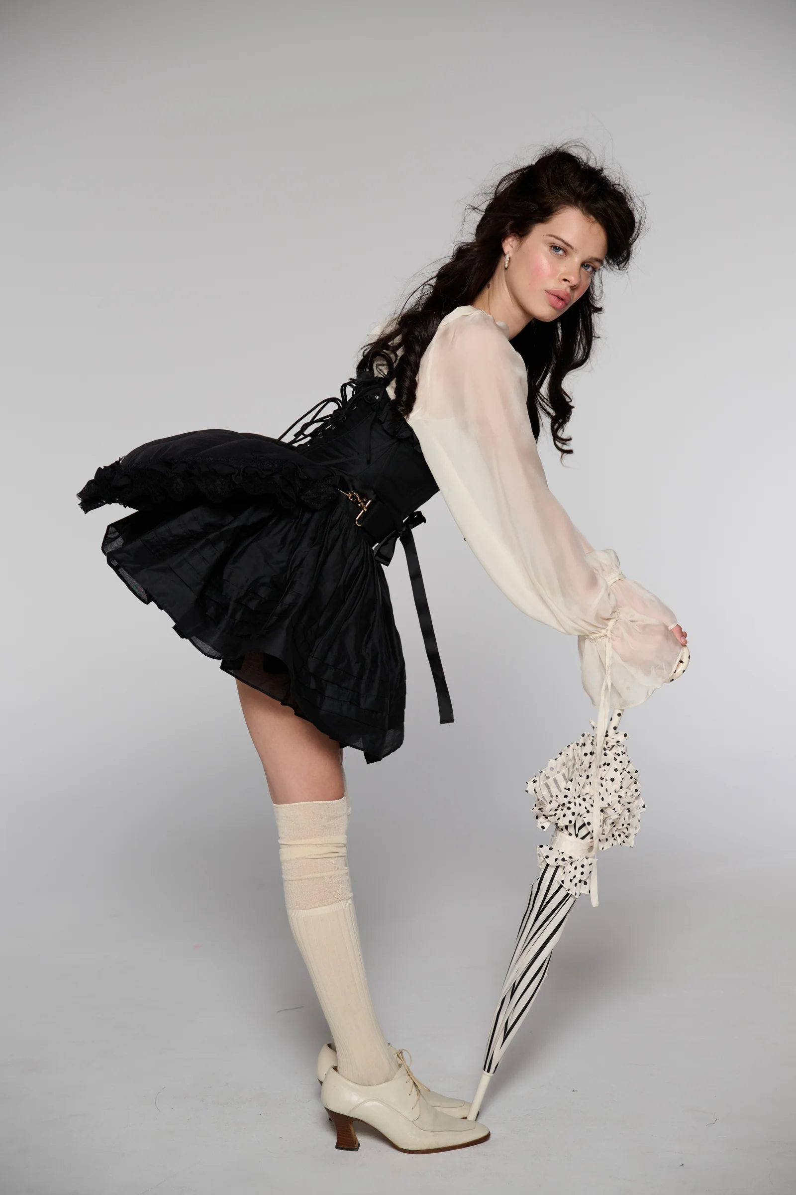 The Caviar Bum Roll Bag - Image 49