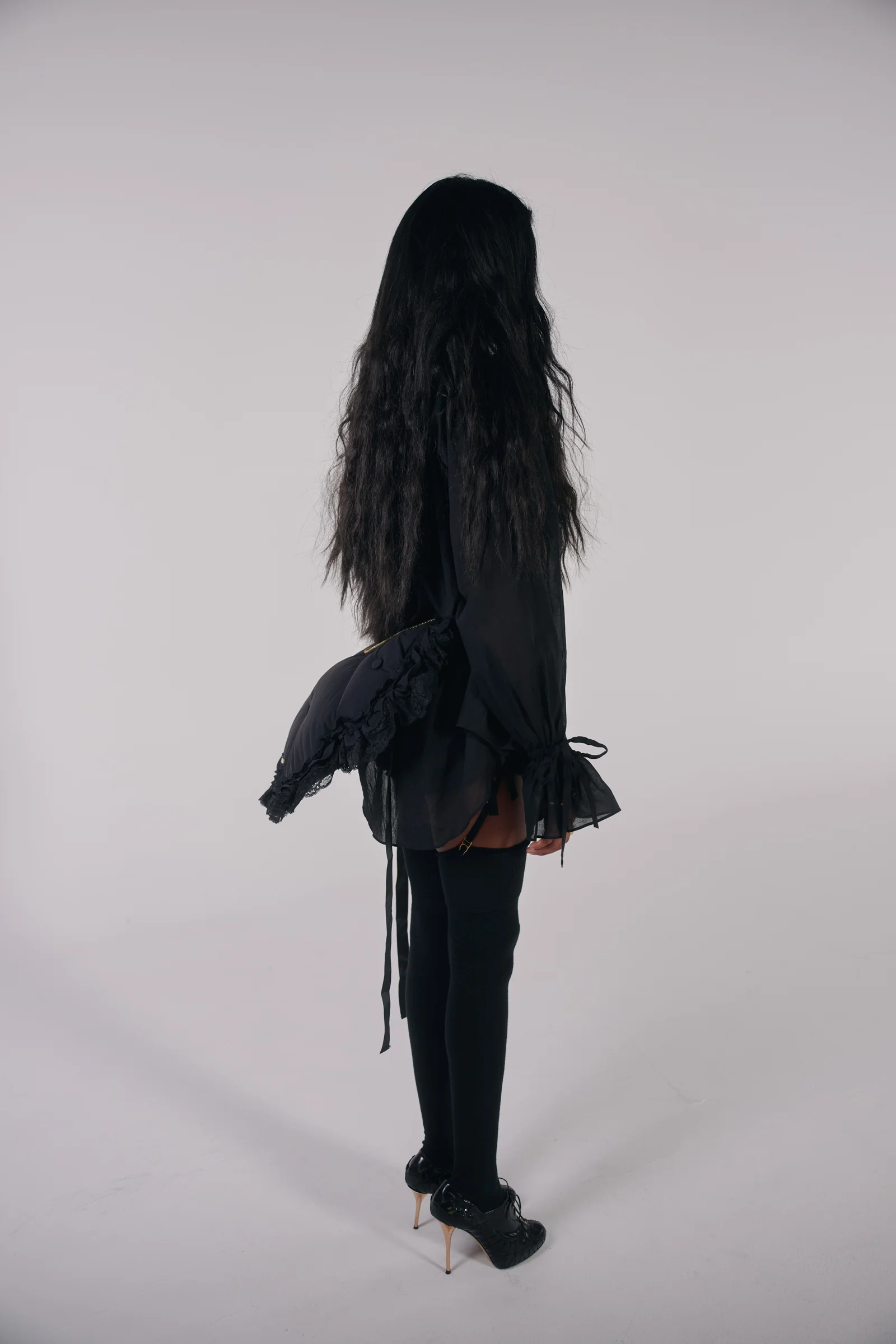 The Caviar Bum Roll Bag - Image 5