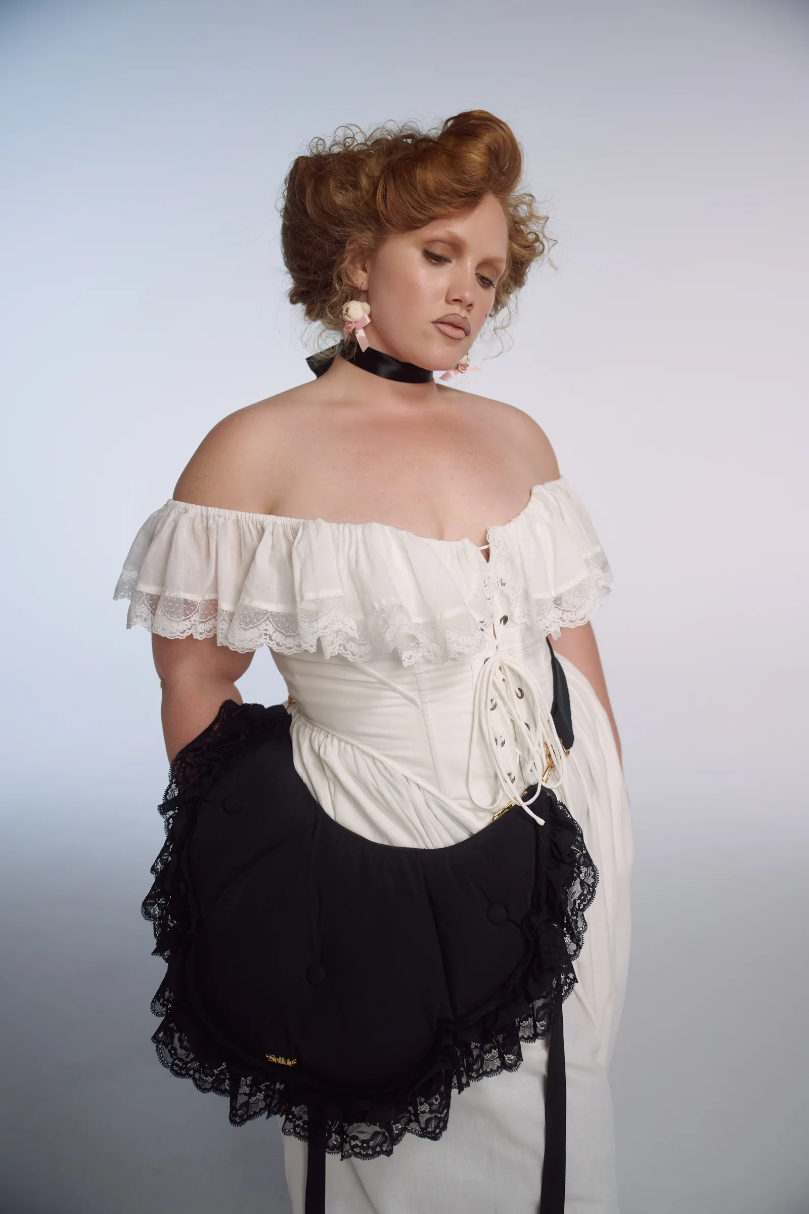The Caviar Bum Roll Bag - Image 7