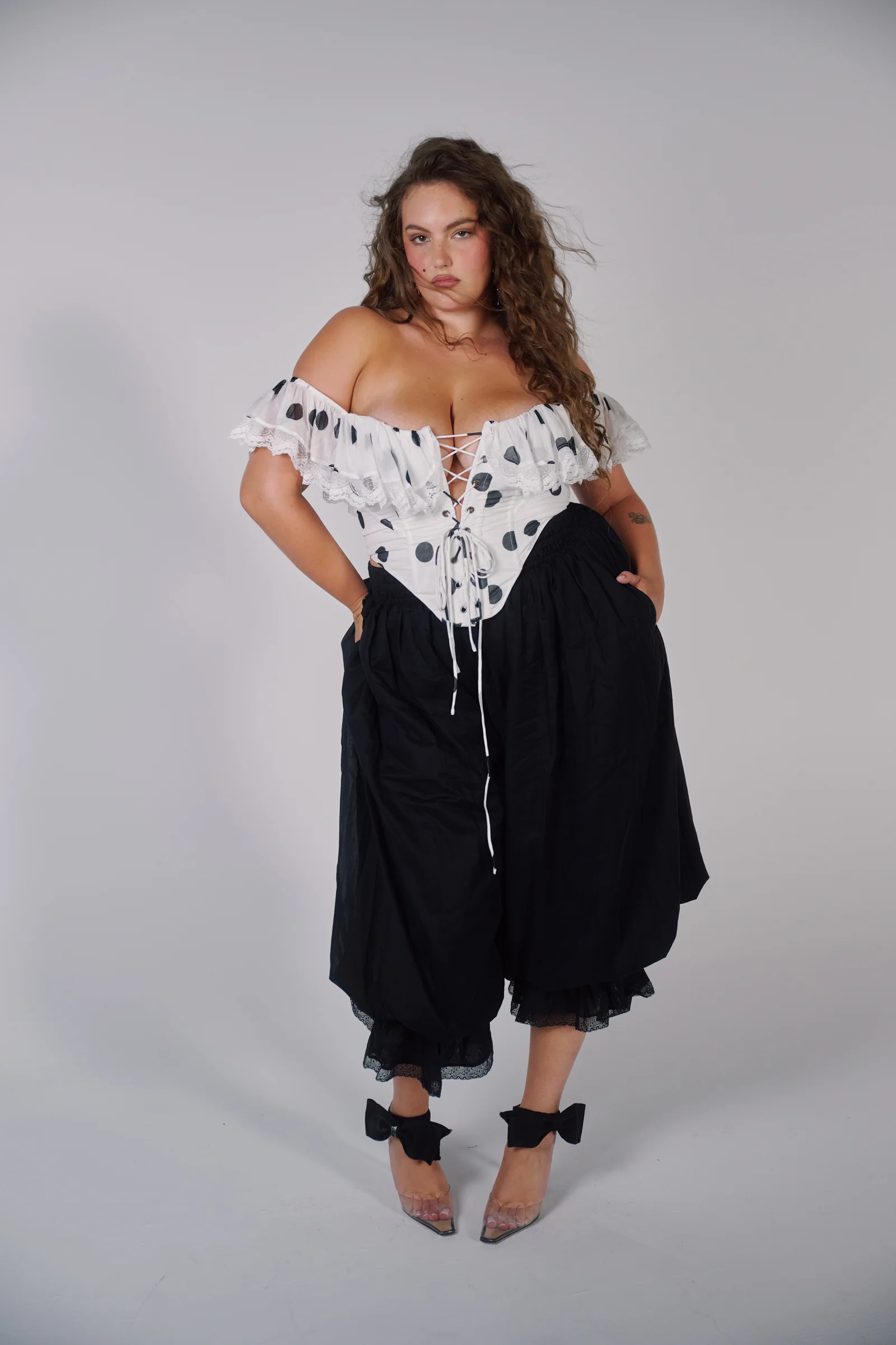 The Dottie Victorian Duchess Corset - Image 3