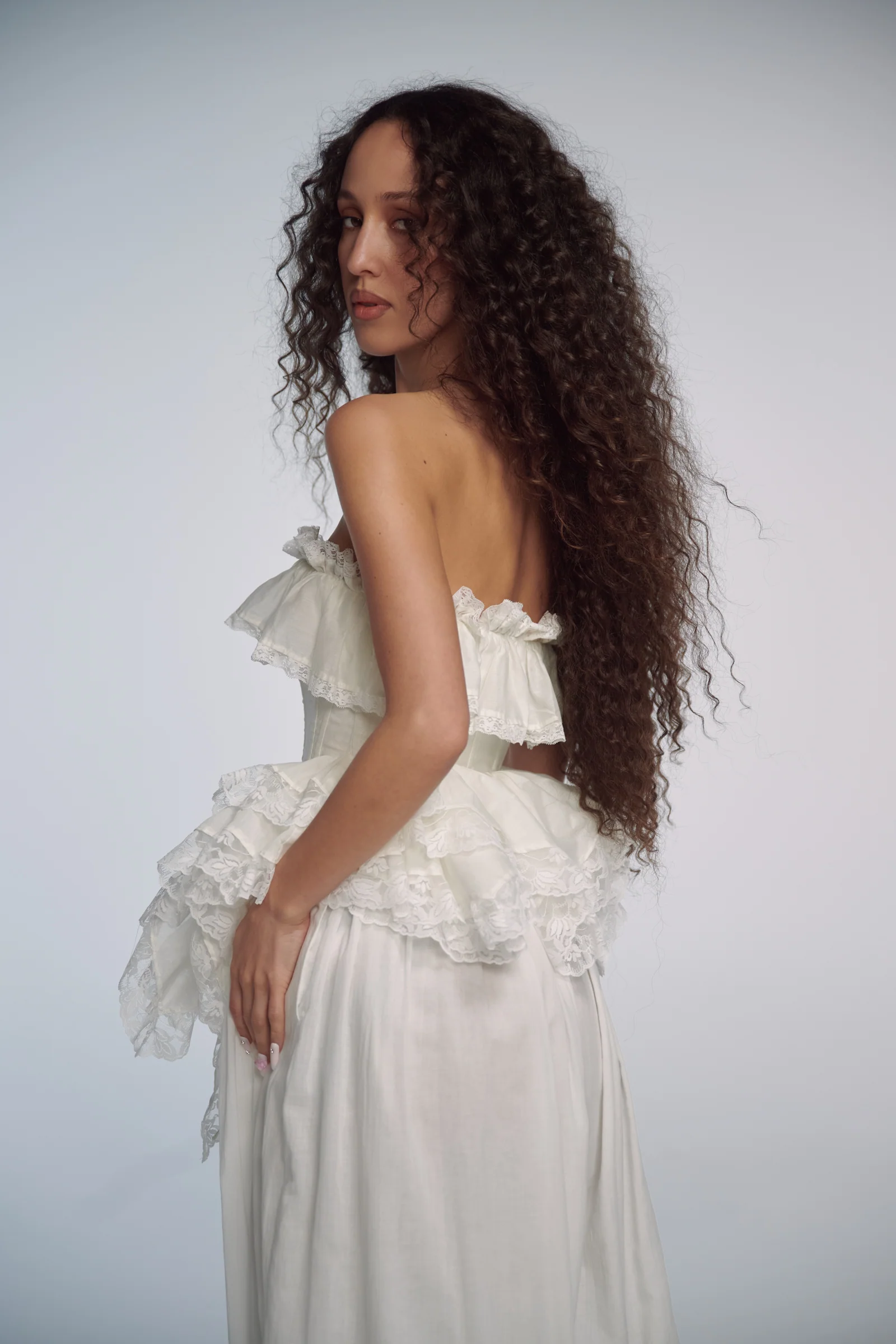 The Ivory Ren Faerie Corset - Image 11