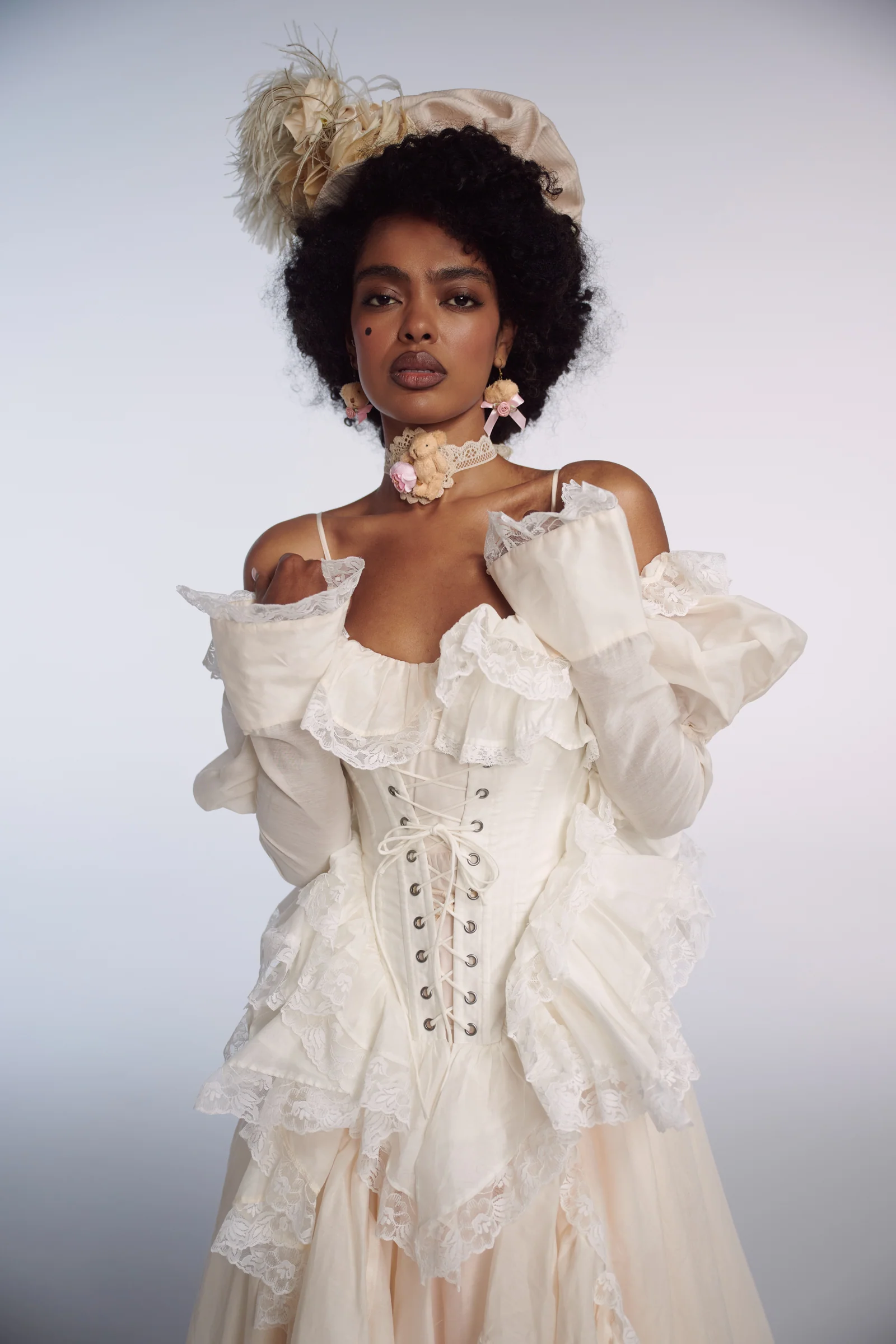 The Ivory Ren Faerie Corset - Image 5