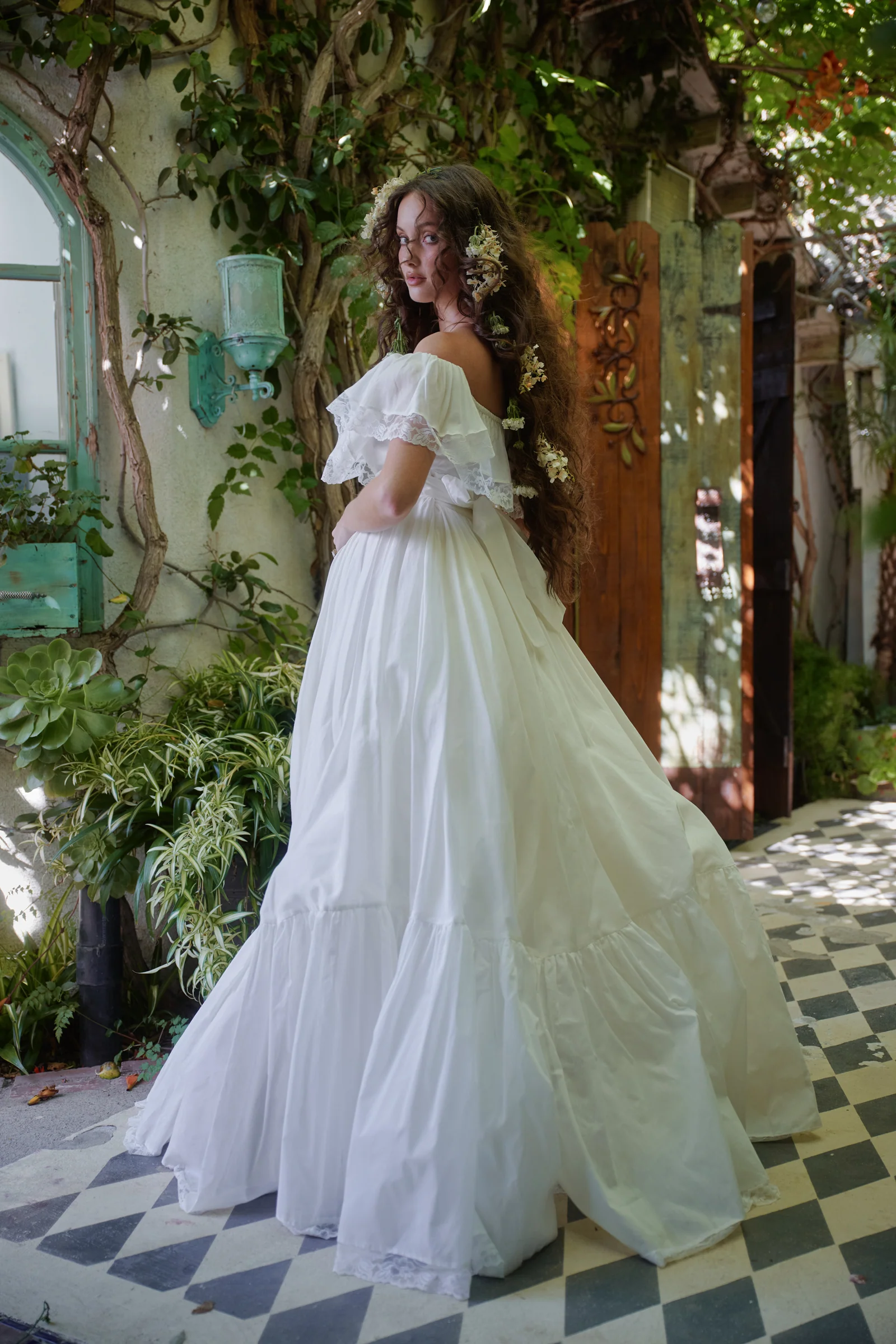 The Ivory Silk Organdy Romance Novel - Image 4